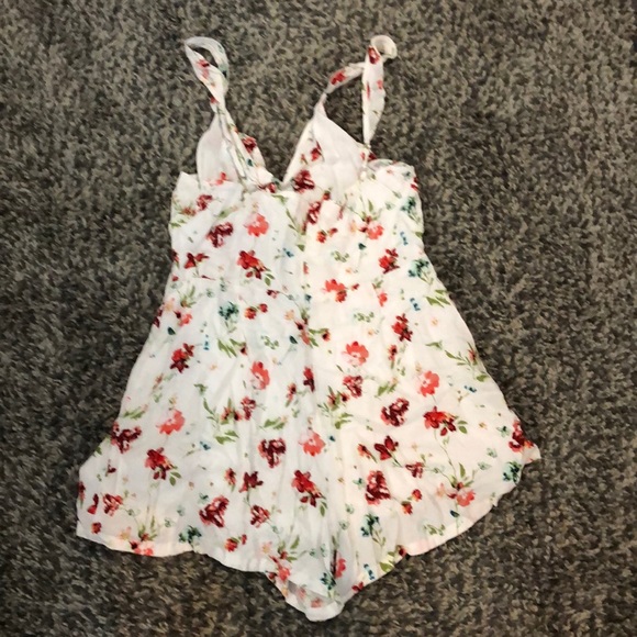 Romper - Picture 3 of 3